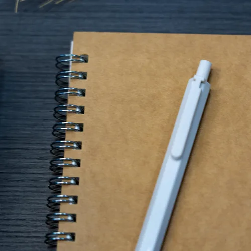 Vista 7 de DSTELIN Cuaderno de espiral en blanco de 10 pulgadas x 7.5 pulgadas, 100 GSM, paquete de 2, tapa suave, cuaderno de bocetos, 100 páginas/50 hojas