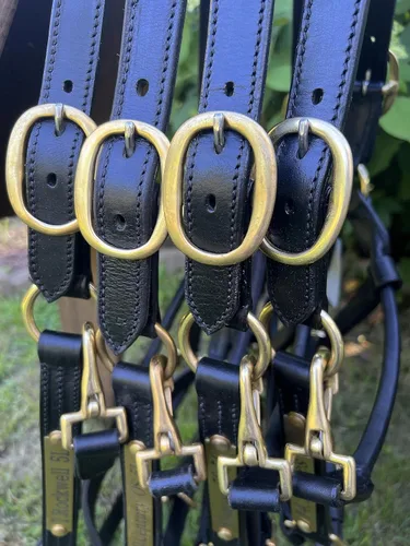 Vista 9 de Leaders - Cabestro de cuero para caballos con placa de nombre grabada personalizada, cabestro para caballo, negro/latón