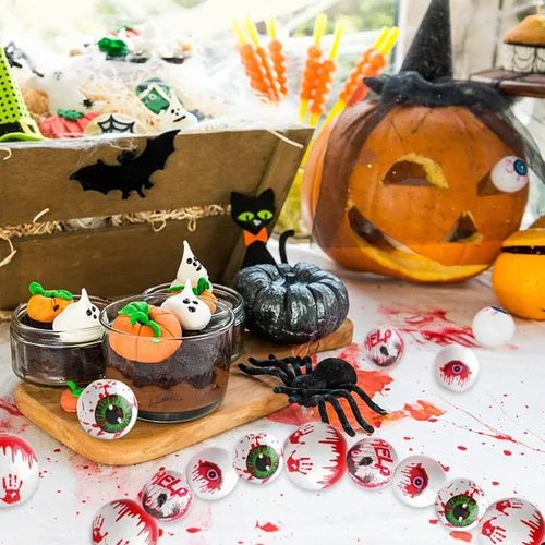 Vista 2 de 40 cuentas de madera de Halloween, decoración de Halloween, estampado de palmas sangrientas, cuentas de madera con patrón de globo ocular, atmósfera