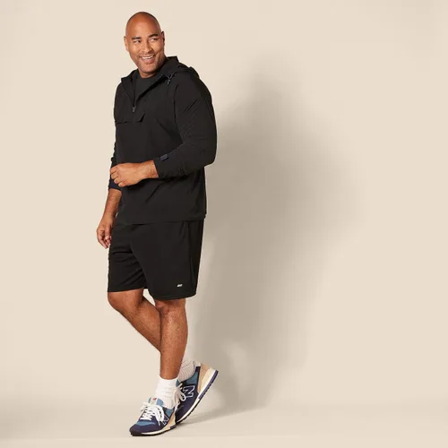 Vista 9 de Tienda Essentials Camisetas de entrenamiento Performance Tech para hombre, paquete de 2