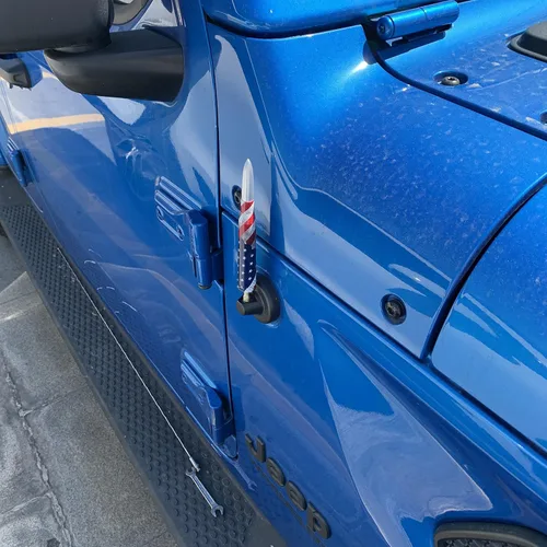 Vista 9 de Antena de bala Calibre 50 para auto y camión con diseño de bandera americana Compatible con Ford F150 F250 F350, Dodge RAM 1500, Chevy Silverado