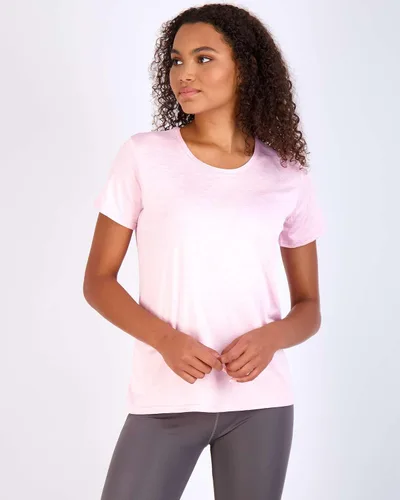 Vista 2 de Real Essentials - Paquete de 5 camisetas deportivas de tela Dry Fit Tech Stretch, de manga corta y cuello redondo, para mujer