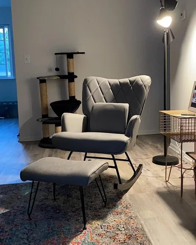 Vista 3 de Mecedora tapizada moderna con otomana, 2 piezas, deslizador de respaldo alto para guardería, sala de estar o dormitorio, cómodo sillón con soporte