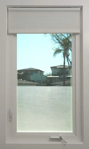 Vista 4 de Con-Tact Brand Creative - Revestimiento transparente para estantes, versátil y autoadhesivo, película de privacidad semitransparente, vinilo