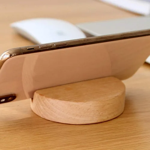 Vista 4 de Cabilock Soporte de madera para teléfono móvil, base redonda, soporte de escritorio para teléfono celular, compatible con teléfonos inteligentes