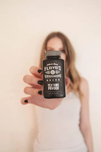 Vista 4 de Floyd's 99 Polvo para peinar el cabello: añade volumen y grosor, absorbe el aceite, resistente al