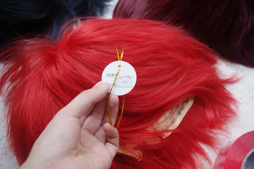 Vista 8 de Alacos Peluca unisex corta y lacia, color rojo, esponjosa, con cabeza completa, para hombres y mujeres, pelo puntiagudo, anime, fiestas