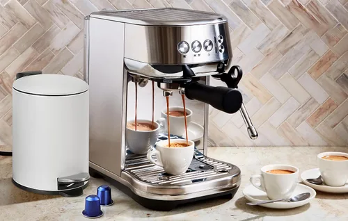 Vista 4 de SunnyPoint Mini bote de basura de 3 L con tapa, pequeño cubo de basura con pasador, cubo interior extraíble y de cierre lento - Compacto para baño
