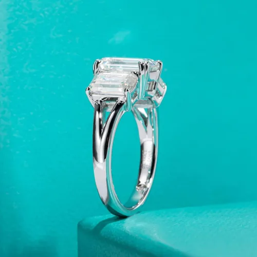 Vista 4 de AnuClub RoundEmeraldMarquise Cut Moissanite 3 Stones Engagement Rings D Color VVS1 Round Cut 925 Sterling Silver Anniversary Wedding Promise Rings