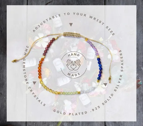 Vista 4 de BALIPURA - Pulsera Aura de 7 chakras para mujer - Cuentas pequeñas de 0.079in (pequeñas) piedras preciosas naturales, granate y amatista, cuentas