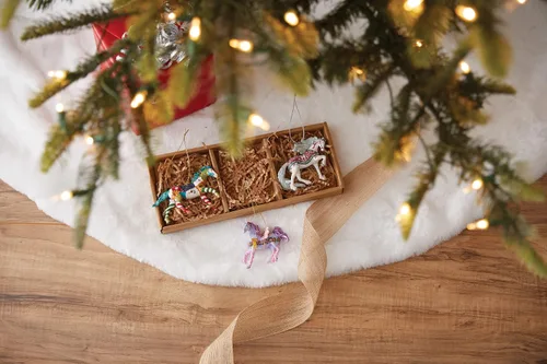 Vista 4 de Enesco The Trail of Painted Ponies Dance of The Sugar Plum - Adorno colgante de 2.5 pulgadas, multicolor