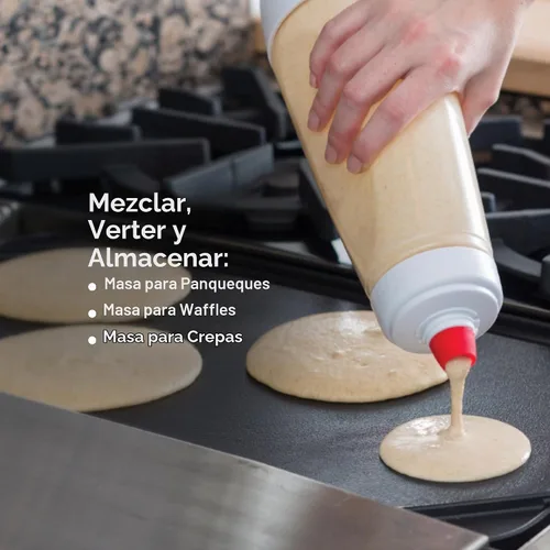 Vista 4 de Whiskware Kit de arte para panqueques con batidora, batidor de alambre BlenderBall y 2 moldeadores de panqueques de la Liga de la Justicia