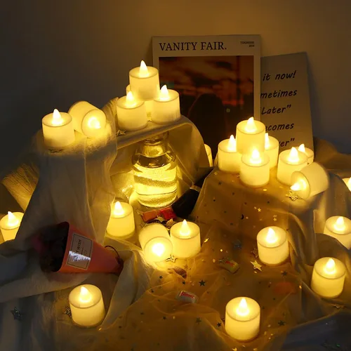 Vista 4 de Paquete de 10 portavelas colgantes de acrílico de 3.54 pulgadas con 10 velas LED sin llama, adorno de globo para planta de aire, candelabro de luz