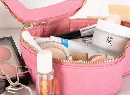 Vista 8 de Bolsa de maquillaje con forma de corazón – Bolsa de cosméticos de corazón rosa con cubierta transparente – Ideas de regalo para mujeres, mamá