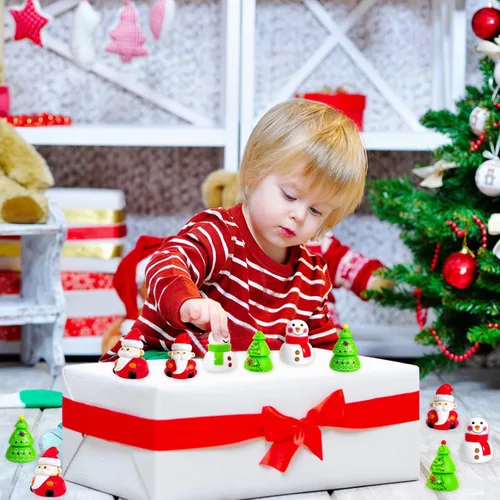 Vista 3 de Baaxxango 30 piezas de juguetes de Navidad para tirar hacia atrás, mini autos, regalos de fiesta para premios de aula, rellenos de piñata