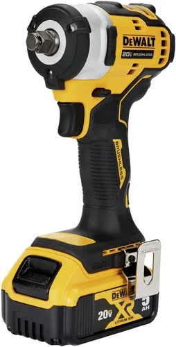 Vista 3 de DEWALT DCF911P2 20V MAX* 1/2 pulg. Llave de impacto inalámbrica con kit de yunque de anillo de retención