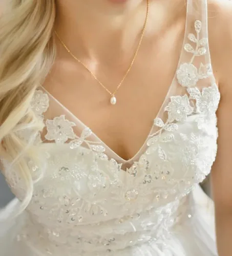 Vista 4 de BRAYEG Collar de perlas de oro de 14 quilates para mujer, delicados collares con colgante de perlas de oro ajustables simples collares de perlas