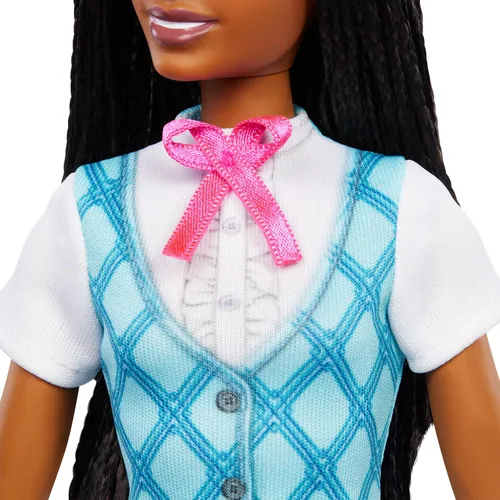 Vista 5 de Muñeca “Brooklyn” de Barbie y accesorios de Barbie Misterios: La Gran Persecución de Caballos, incluye muñeca de moda, atuendo de equitación