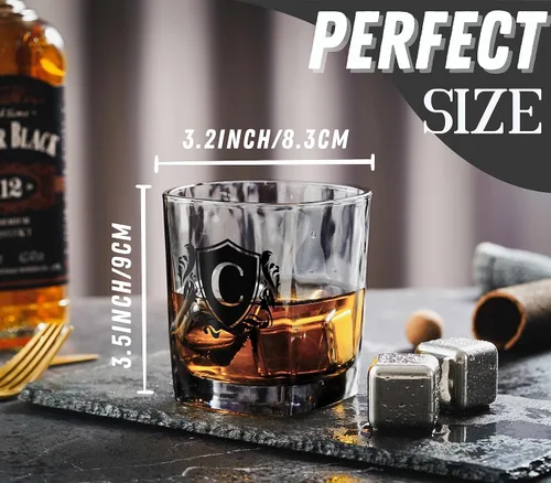 Vista 2 de Regalos de whisky para hombres, vaso de whisky con inicial personalizada con piedras de whisky para papá, novio, mejores amigos, compañeros