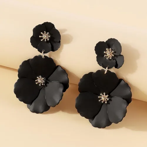 Vista 6 de Mintolex Aretes de flores de playa de verano para mujeres y niñas, aretes colgantes de doble flor bohemios, aretes colgantes de pétalos florales