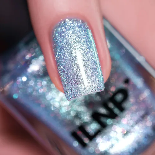 Vista 2 de ILNP Elsa - Esmalte de uñas holográfico resplandeciente azul claro helado