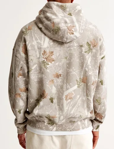 Vista 5 de Labolliy Sudaderas con capucha de camuflaje de gran tamaño para mujer, estampado de hojas de arce, sudadera de forro polar de manga larga