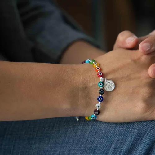 Vista 2 de Pulsera de ojo con medalla de plata de San Benito
