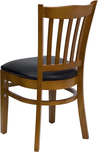 Vista 6 de EMMA + OLIVER Silla vertical de madera de cerezo con respaldo de listones, asiento negro del vinilo Asiento de vinilo negro/marco de madera de cerezo