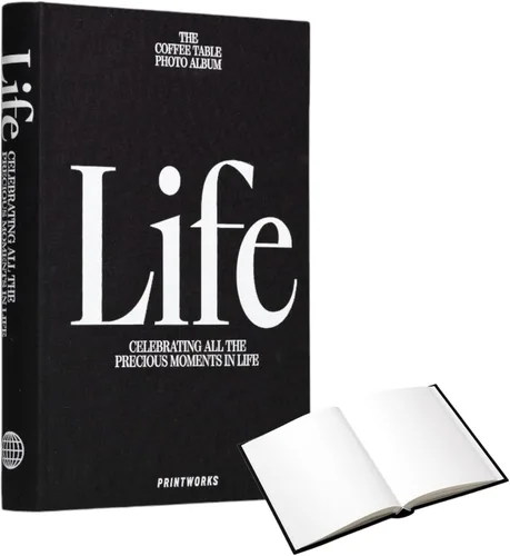 Vista 12 de Life of a Dog by Printworks