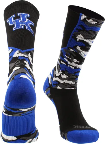 Vista 11 de TCK NCAA Woodland Camo Crew Socks – Officially Licensed Collegiate Fan Gear – Durable Cushioned Moisture Wicking Socks