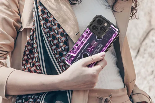 Vista 6 de Funda de teléfono de goma negra personalizada en rosa claro con diseño de cinta de cassette para Apple iPhone 17 Pro Max Air, 16 Pro Max Plus, 15
