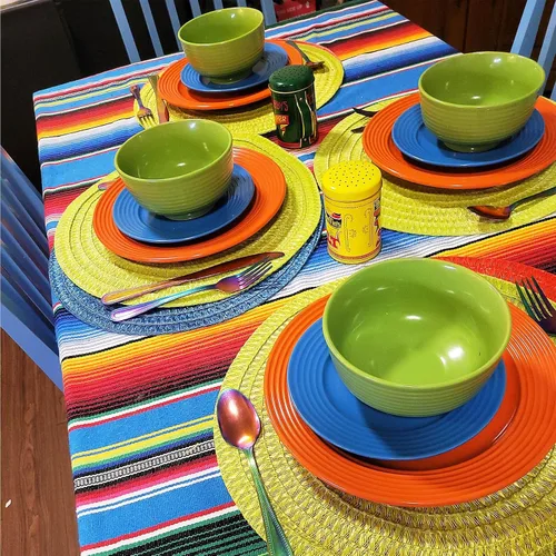 Vista 6 de AerWo Mantel mexicano de 60 x 85 pulgadas, manta de serape mexicano con borlas para decoración de fiesta de cinco de mayo, mantel rectangular tejido