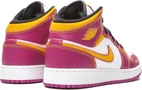 Vista 321 de Nike Kid's Dunk Low Sneaker