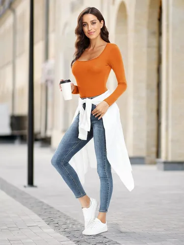 Vista 2 de JUEYUN Body de manga corta con cuello cuadrado para mujer, ajustado, sexy, básico