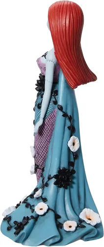 Vista 5 de Enesco Disney Showcase The Nightmare Before Christmas Sally in Gown - Figura botánica de 7.28 pulgadas, multicolor