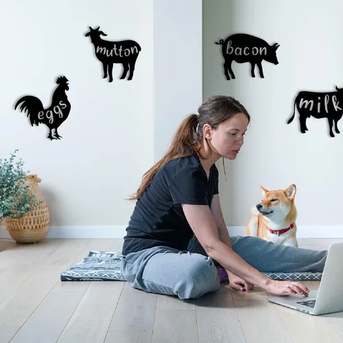 Vista 3 de NBEADS 4 piezas de arte de pared de animales, vaca de madera, cerdo, oveja y gallo, decoración de pared de animales huecos negros huecos de granja