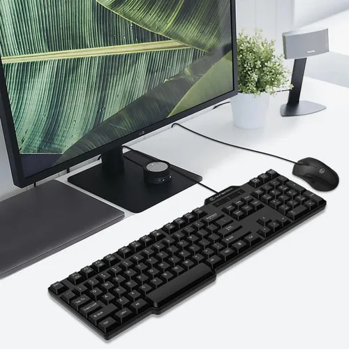 Vista 7 de Gofreetech - Combo de teclado y mouse con cable, teclado y mouse de tamaño completo con mouse óptico con cable, USB Plug-and-Play, compatible