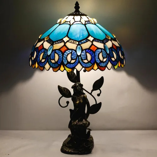 Vista 6 de Tiffany - Lámpara de mesa con vitrales, 12 x 12 x 18.5 pulgadas, escultura de resina, luz de lectura antigua (joyería azul barroco) Escultura