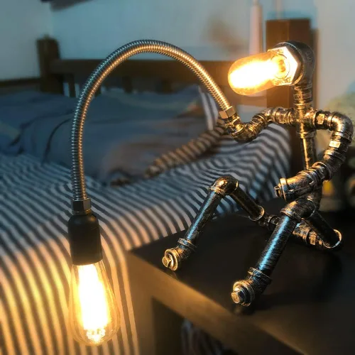 Vista 5 de Lámpara de mesa Steampunk, robot de tubería de agua, estilo industrial vintage, lámpara de mesa de escritorio para mesita de noche, cafetería, bar