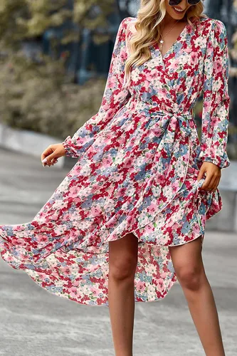 Vista 5 de PrettyGarden Vestido largo bohemio con estampado floral para mujer, manga larga, cuello en V cruzado, volantes, cinturón, acampanado, al tobillo