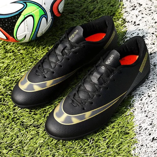 Vista 5 de WINGFAI Zapatos de fútbol para hombre para interiores y exteriores cómodos zapatos de fútbol profesionales para jóvenes zapatos de entrenamiento