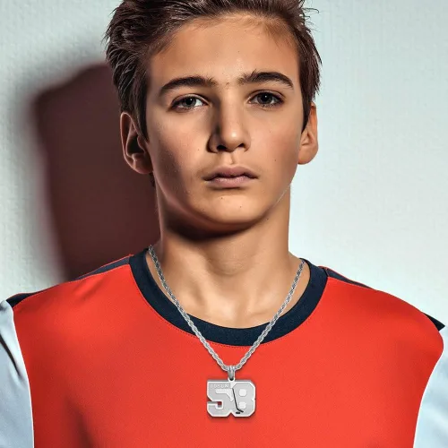 Vista 6 de Collar con números personalizados de acero inoxidable con grabado en la parte trasera y nombre, collar con colgante de nombre deportivo, cadena
