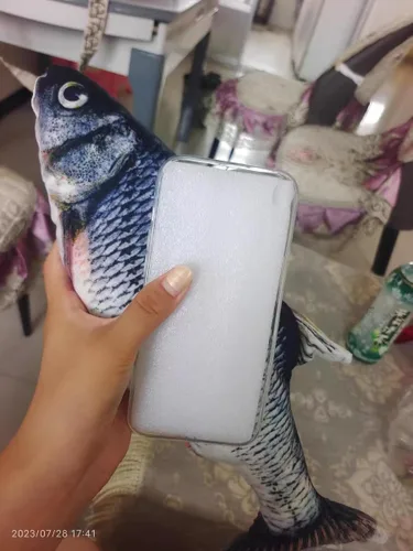 Vista 5 de Funda de teléfono con forma de pez 3D de terror compatible con iPhone 12 Pro, Halloween, divertida, estúpida, fea, aterradora, espeluznante
