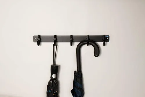 Vista 5 de FantasHome - Perchero de metal montado en la pared de 15 pulgadas con 5 ganchos, color negro