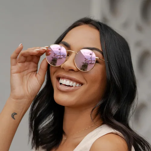 Vista 15 de Wearme Pro, modernos lentes de sol con lente redondo reflectante