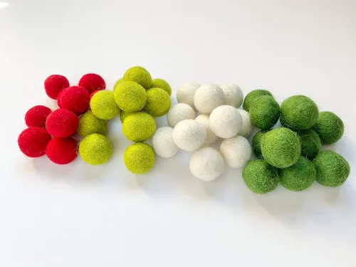 Vista 6 de 2.5 cm handmade felt balls - Bulk Quantity: 50 - Red, Lime, White, Forest Green - 100% Wool Poms for Crafting, Garland Making, Most Popular