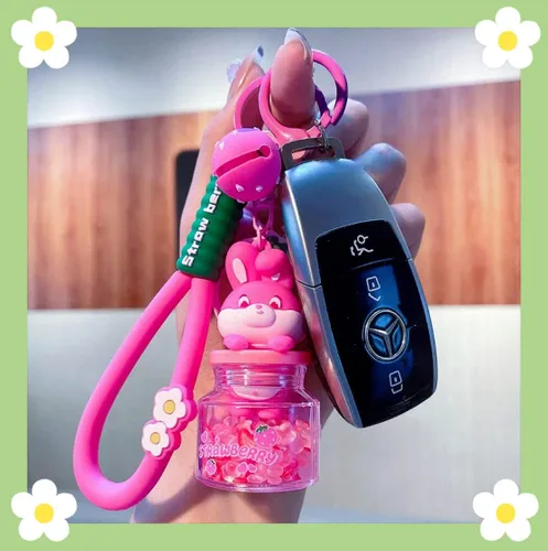 Vista 5 de YOU WIZV Llavero líquido Kawaii rosa lindo anime fresa conejo aroma mochila llaveros para mujeres niñas