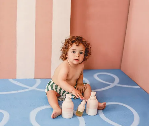 Vista 6 de Babyology Loción orgánica para bebés, ingredientes 100% comestibles, la crema hidratante natural para bebés recién nacidos, piel seca y sensible,