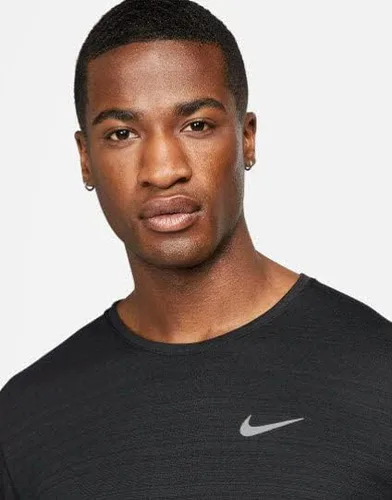 Vista 4 de Nike Camiseta de manga corta Miler para hombre