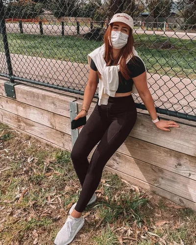 Vista 30 de NexiEpoch - Paquete de 4 leggings suaves para mujer, con bolsillos, control de abdomen y cintura alta, pantalones capri para yoga y ejercicio